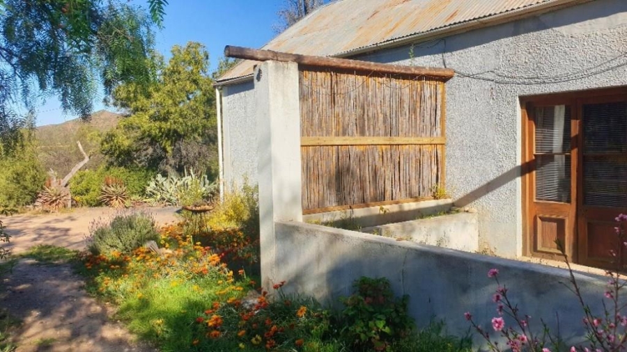 0 Bedroom Property for Sale in Ladismith Rural Western Cape